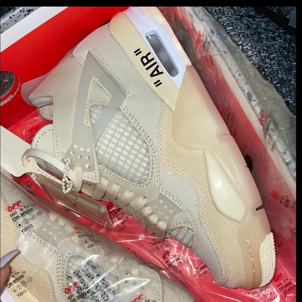 Off white Jordan 4s